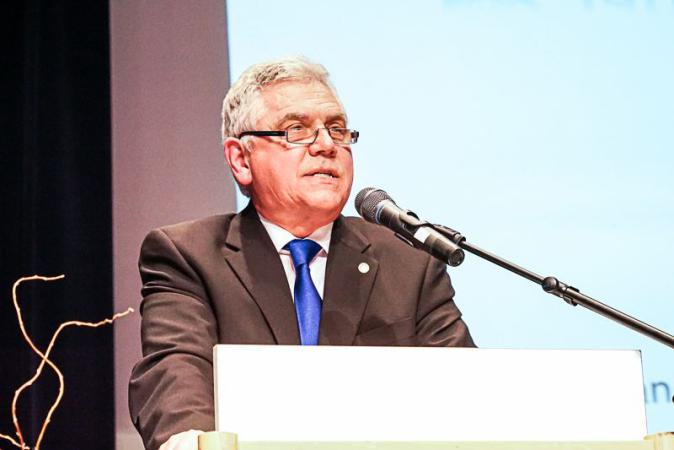 Zur Bildgalerie Festbankett